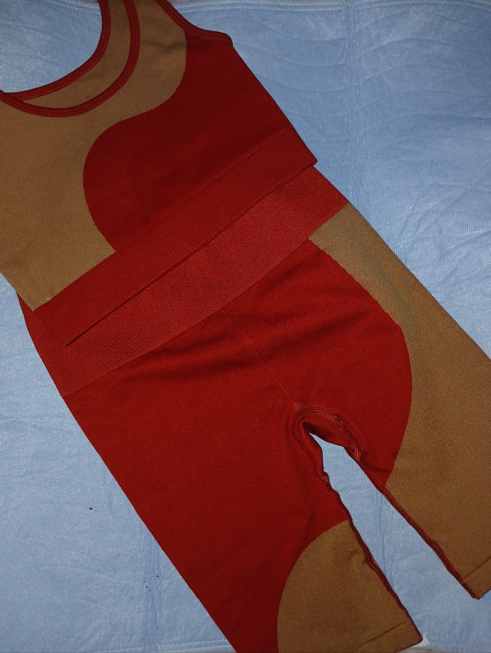 Fabletics Seamless  Active Set/ Small - Picture 3 of 5